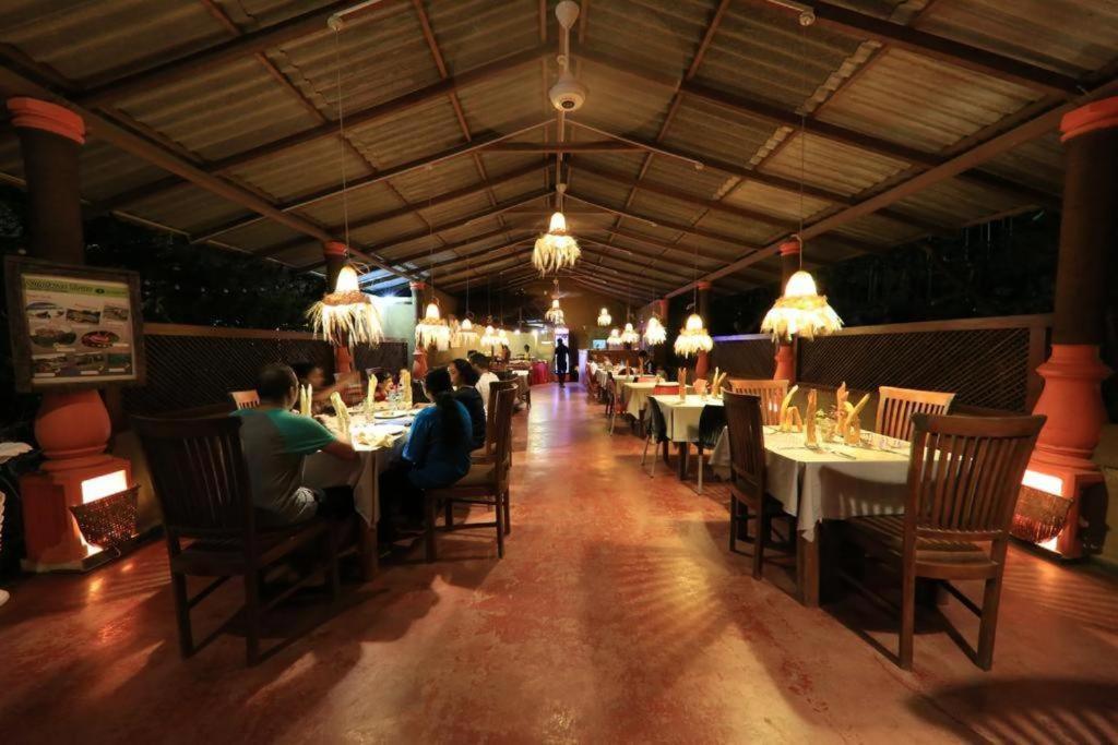 Sundaras Resort Ltd Dambulla Dış mekan fotoğraf